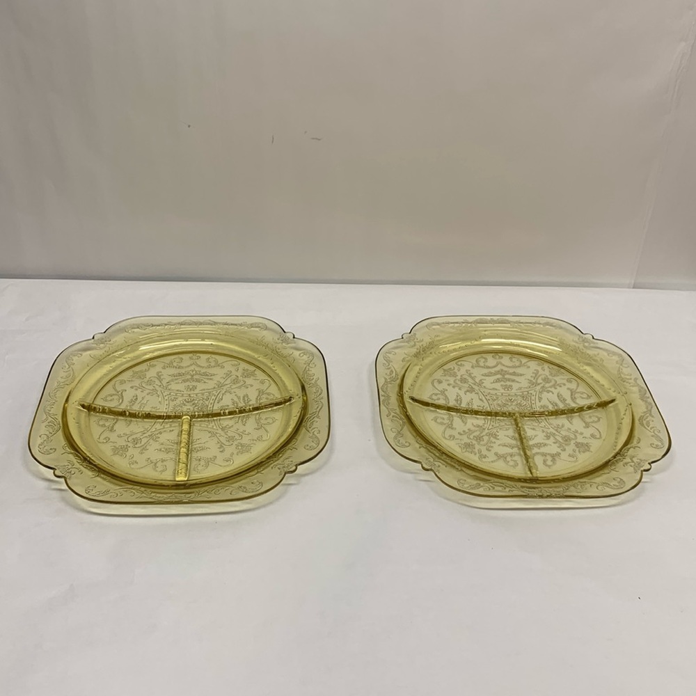 SET OF 2 VINTAGE DEPRESSION GLASS MADRID DIVIDED DINNER PLATES Gold colored